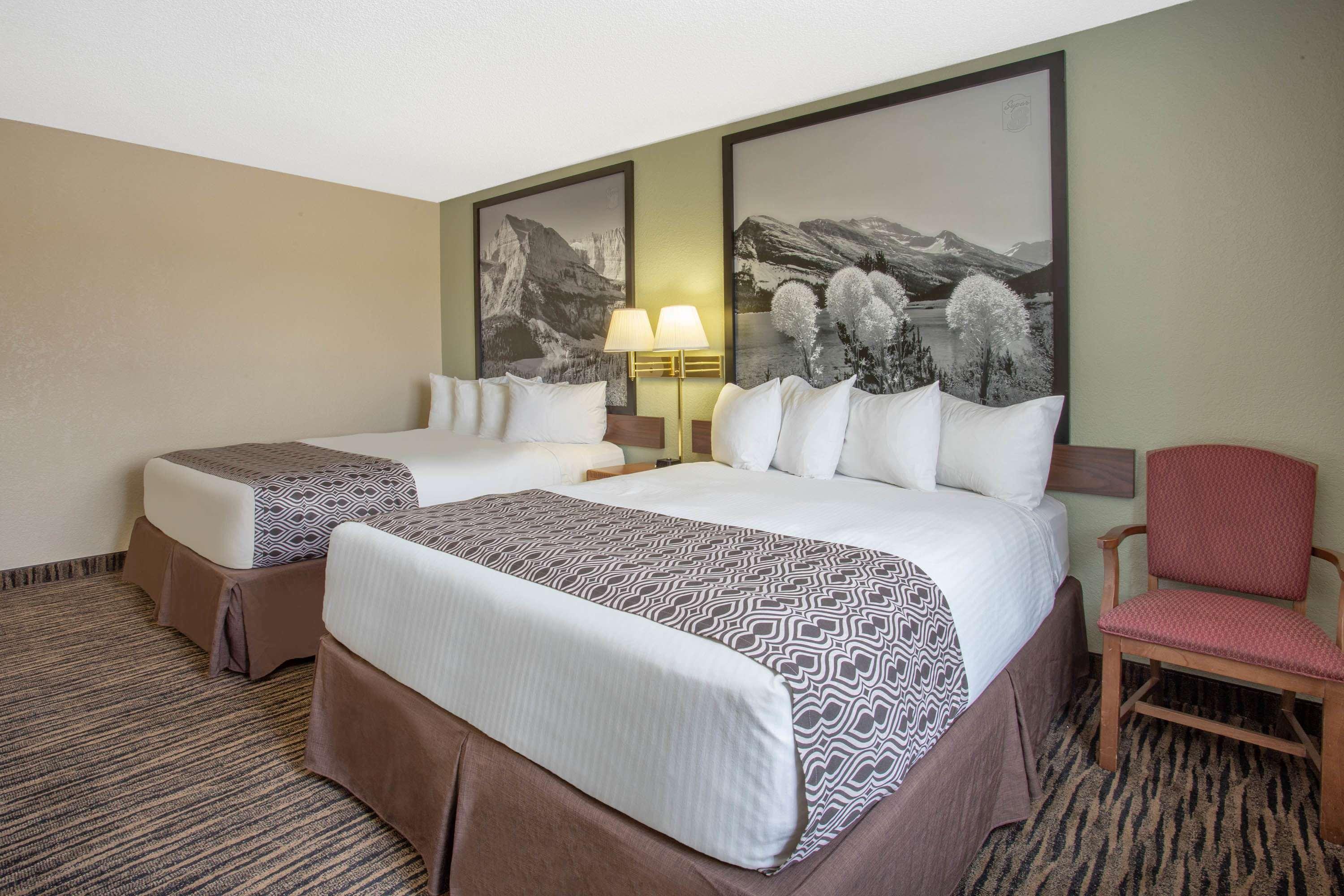 Hotel Super 8 By Wyndham Lewistown Exterior foto
