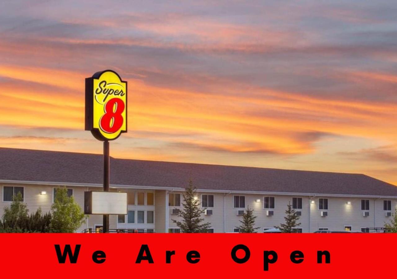 Hotel Super 8 By Wyndham Lewistown Exterior foto